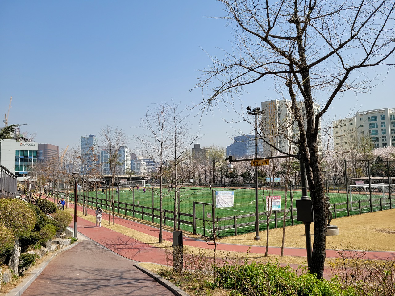 出面向市场 出面向市场